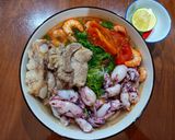 Hình bước làm 7 của món Bún hải sản đơn giản