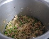 A picture of step 3 of Matar / green peas pulao.