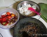 Foto langkah ke 1 dari resep Pepes kelapa isi ikan cue.