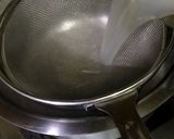 A picture of step 1 of Chilli chinese noodles.