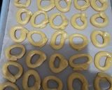 Foto langkah ke 4 dari resep Kue goreng "tai kucing".