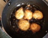A picture of step 4 of Dahi vada.