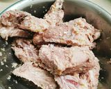 Hình bước làm 1 của món Sườn muối sả