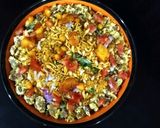 A picture of step 3 of Bhelpuri.