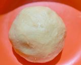 Foto langkah ke 2 dari resep Donat Ubi Kuning.