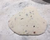 A picture of step 3 of Mediterranean flat bread.