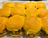 A picture of step 9 of Montreal Sliders 🍔.