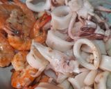 Foto langkah ke 3 dari resep Udang Sotong Bumbu Seafood Simple.
