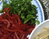A picture of step 6 of Chinese noodles.