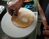 A picture of step 3 of Sattu paratha.