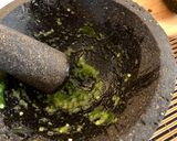 Foto del paso 2 de la receta: Guacamole estilo Chilango