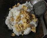 Foto langkah ke 3 dari resep Nasi Goreng Tahu Telur.