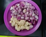 Foto langkah ke 1 dari resep Bumbu Dasar Bawang.