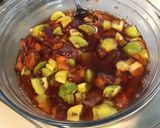 Une image de l'étape 5 de Compote de prunes et kiwis.