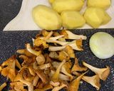Фото кроку 2 до Картошка с лисичками 🍄‍🟫.