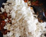 A picture of step 6 of Paneer cheese ghotala.