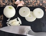 Foto del paso 1 de la receta: Garbanzos de bote con calabacín