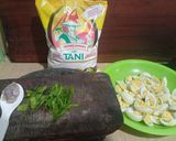 Foto langkah ke 1 dari resep Cilok Putih isi Telur.