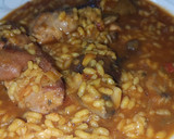 Foto del paso 7 de la receta: Arroz con salchichas y tortilla