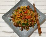 Foto langkah ke 6 dari resep 200. Mie Goreng Hati, Ampela, Sosis dan Bakso.