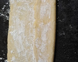 Foto del paso 2 de la receta: Masa tipo hojaldre fácil sin manteca