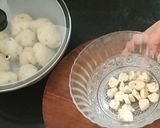 A picture of step 6 of Mathri.