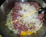 Foto del passaggio 2 della ricetta Polpettine con Pane tritato e Limone grattugiato in Friggitrice ad Aria