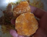 A picture of step 2 of Kattha and Meetha kaddu ki sabji.