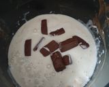 Une image de l'étape 1 de Glace aux snickers sans œufs 🤤.