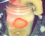 صورة لخطوة 5 من وصفة كوكتيل افوكادو مع طبقات الفواكة وقطعة الفواكة 🥝🥑🍓🍏