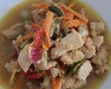 Foto langkah ke 5 dari resep Ayam Acar Kuning.