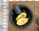Foto del paso 4 de la receta: Guacamole estilo Chilango