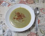 Szarvasgomba 🍄 olajos 🧴 brokkoli 🥦 krémleves 🍲 recept fázis 4 fotója