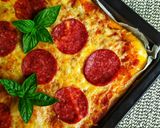 Szalámis pizza 🍕 recept fázis 6 fotója