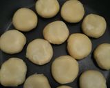 Foto langkah ke 9 dari resep Bakpia kering isi coklat (takaran sendok).