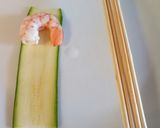 A picture of step 1 of Spiedini di zucchine e gamberi.