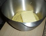 Pudingos vaníliakrém tortába, süteménybe recept fázis 4 fotója