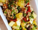 A picture of step 4 of Aloo Qeema.
