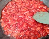 Foto langkah ke 2 dari resep Selai Strawbery.