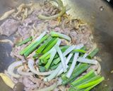 雙菇蔥爆豬的食譜步驟6照片