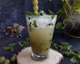 A picture of step 7 of Grapes Mojito.