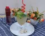 A picture of step 4 of Litchi mojito mocktail / litchi squash.