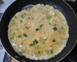Foto langkah ke 3 dari resep Telur Dadar Tahu.
