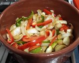 Foto del paso 2 de la receta: Bifes a la portuguesa