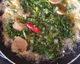 Foto langkah ke 4 dari resep Telur Dadar Kangkung.