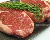A picture of step 2 of Rib Eye Steak with Mushroom Gravy Sauce (with local wisdom sauce).