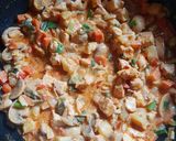 Foto del paso 4 de la receta: Tarta de pollo, champiñones y verduras
