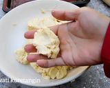 Foto langkah ke 3 dari resep Kue Roti Khas Pariaman | Kue Bangkit Santan | Kue Aci |Kue Jadul.