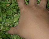 Foto langkah ke 1 dari resep Sayur Genjer Tauco Pedas.