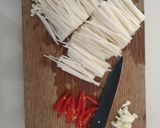 Foto langkah ke 1 dari resep 266. Tumis Jamur Enoki.